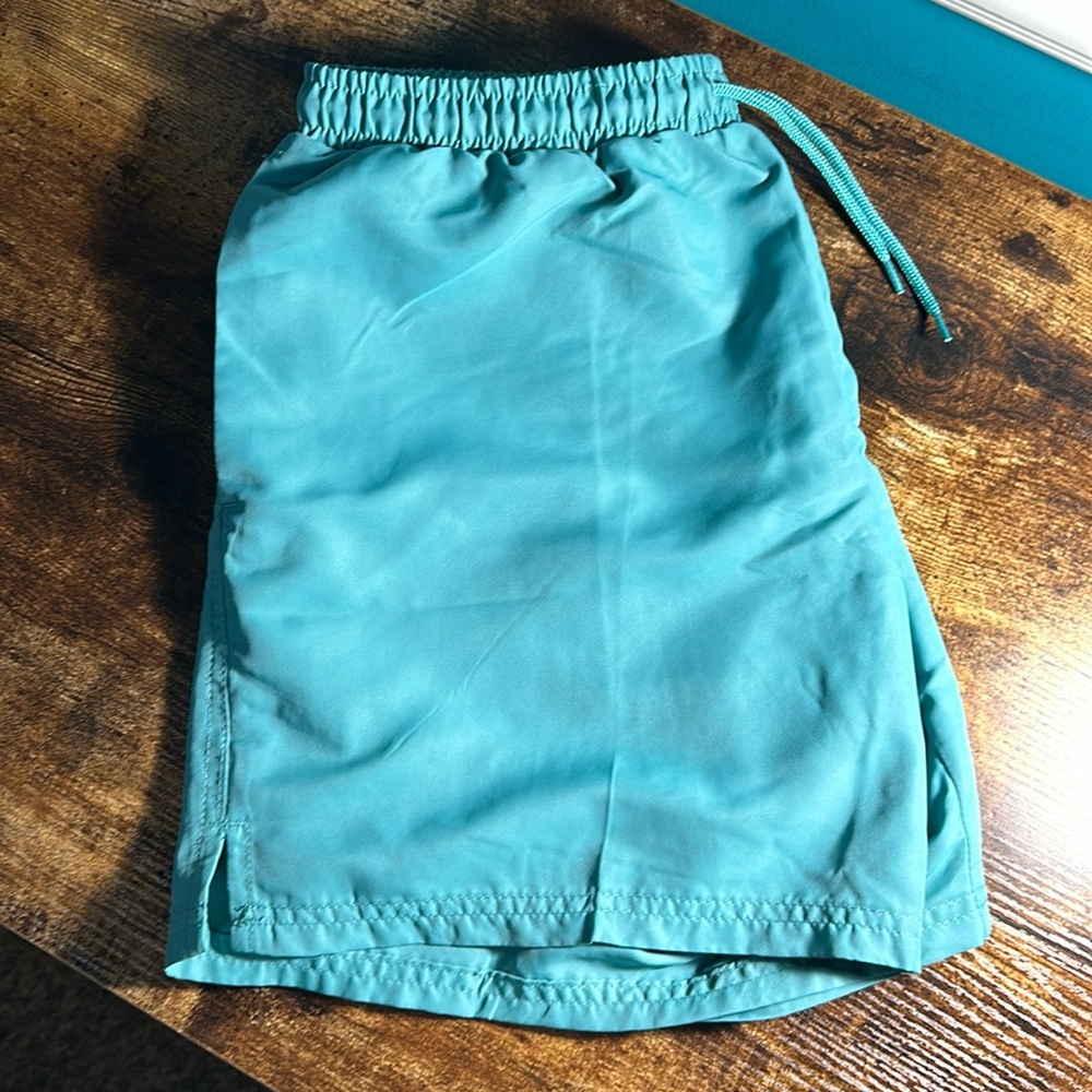 Men’s BCG shorts size:M